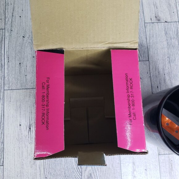 VTG 1995 Rock & Roll Hall of Fame Piano Handle Mug + Admission Wristband + Box - Picture 10 of 12